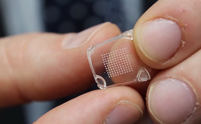 Biyobozunur 3D Baskılı Polimer Mikro İğneler