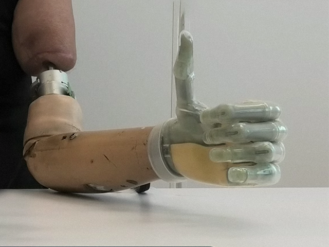 Robotik Protezleri Daha Etkili Kullanmayı Sağlayacak Teknoloji