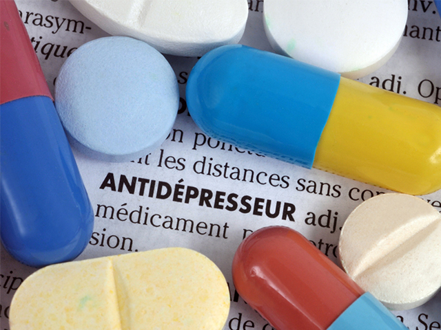 Antidepresanları Düzeylerini Belirlemek için Otomatik Kitle Spektrum Tekniği