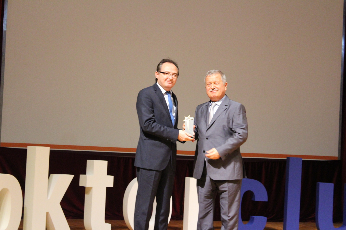 Doktorclub Awards 2018 Kazananı Prof. Dr. Sinan Çavun