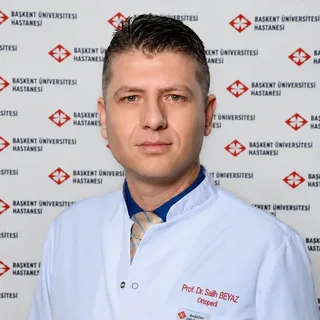 Prof. Dr. Salih Beyazの写真